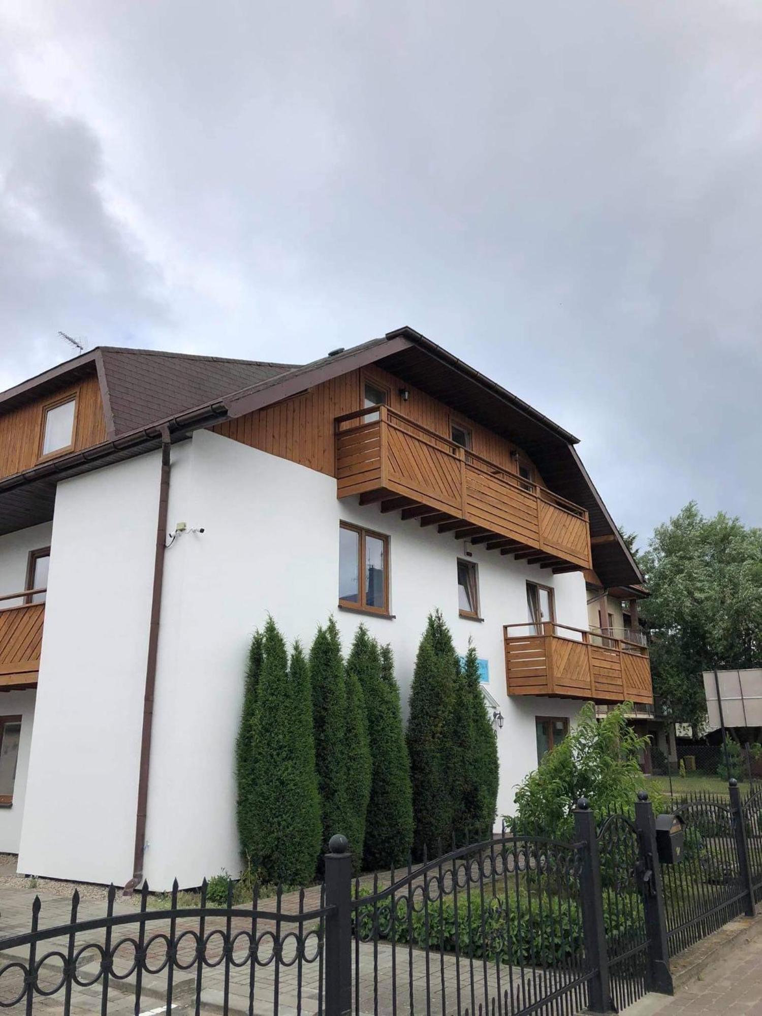 Dom Wczasowy Oliwia Kołobrzeg Exteriör bild